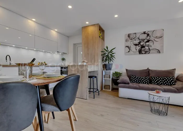 Newly Built Luka Makarska