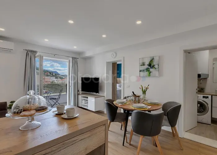 Newly Built Luka * Makarska